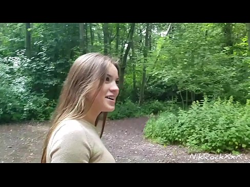 ❤️ Jeg foreslog Evelina, at vi skulle kneppe på et offentligt sted! Hun sagde ja. Så kneppede jeg hende i røven og kom i hendes mund. Derefter tissede hun i bukserne på sig selv. ❤❌ Fucking video at da.josporn-com.ru