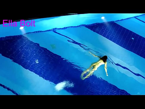 ❤️ Jeg kan ikke stoppe med at se, ung blondine fanget i at svømme nøgen i ELLA BOLT resort pool ❤❌ Fucking video at da.josporn-com.ru